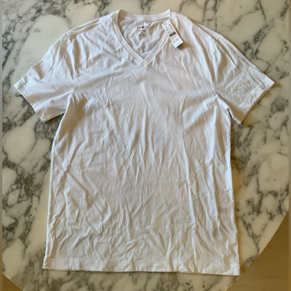 NWT J Crew Broken-in V-neck T-shirt Sz Small White Classic Minimal Preppy Layer - Picture 2 of 5